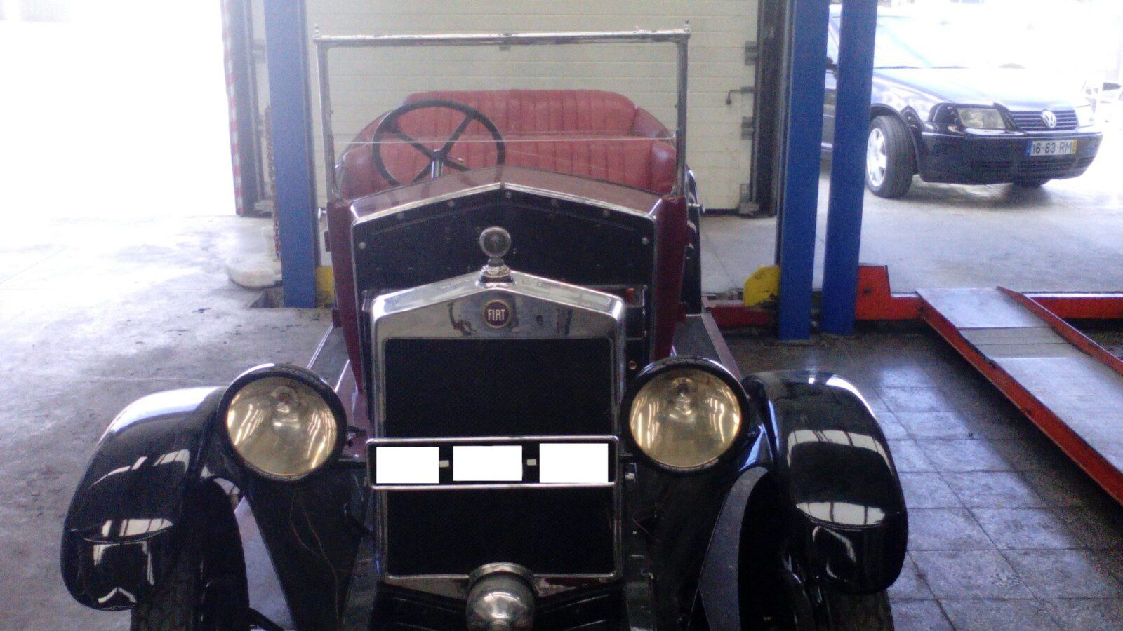 Exhaust Placement in Fiat 1927 from 1928