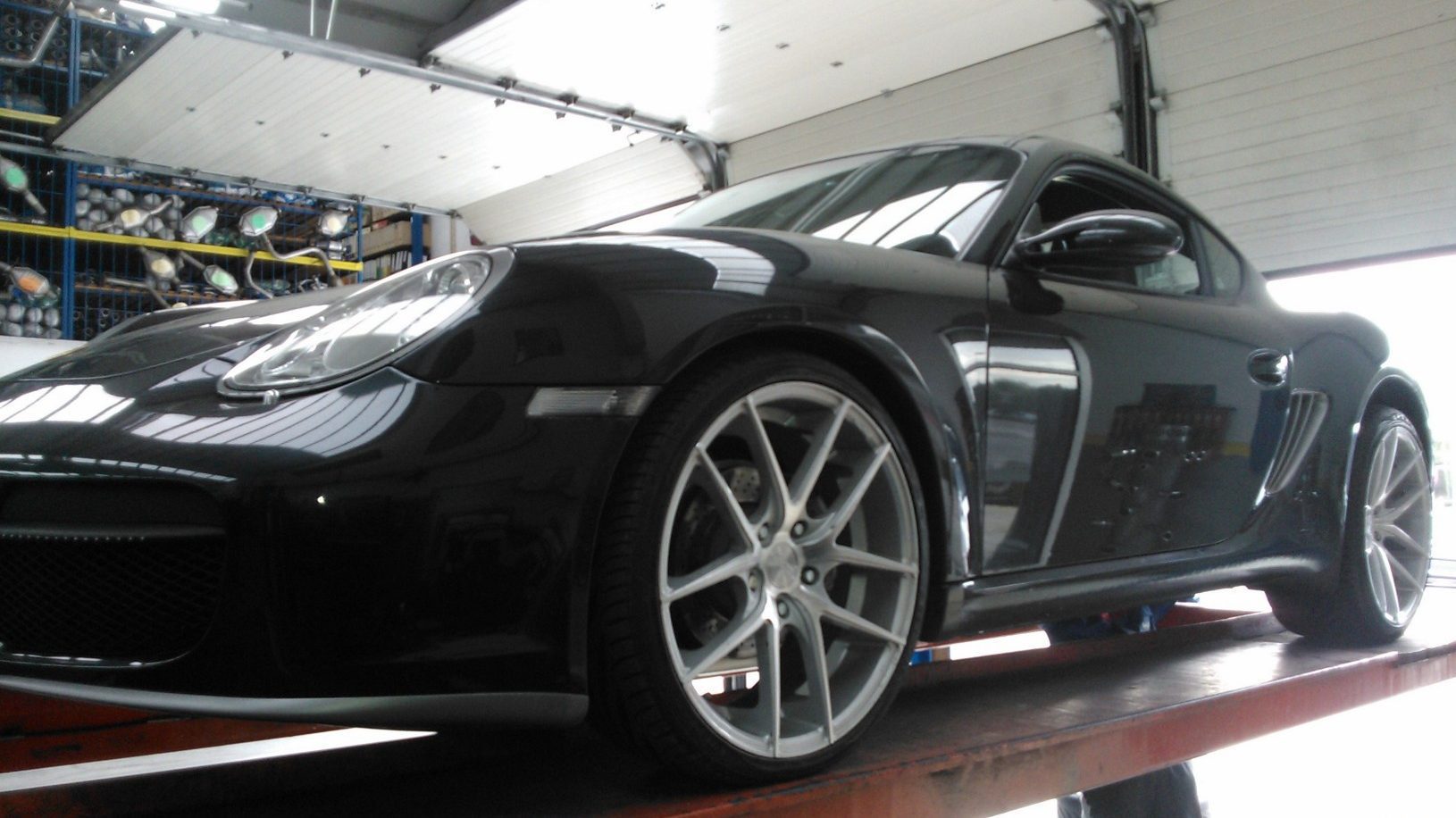 Aplicación del Silenciador Deportivo en Porsche 911