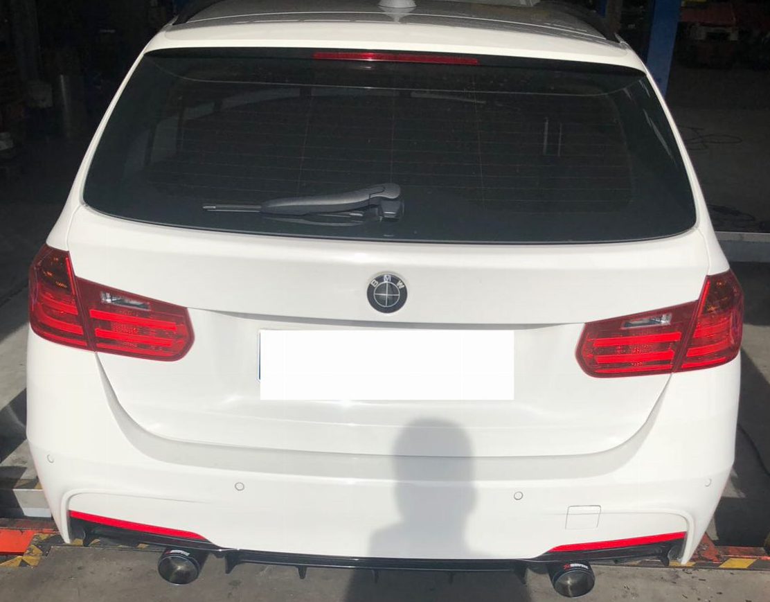 APPLICATION OF BLUE AKRAPOVIC REPLICA TIPS IN BMW 520