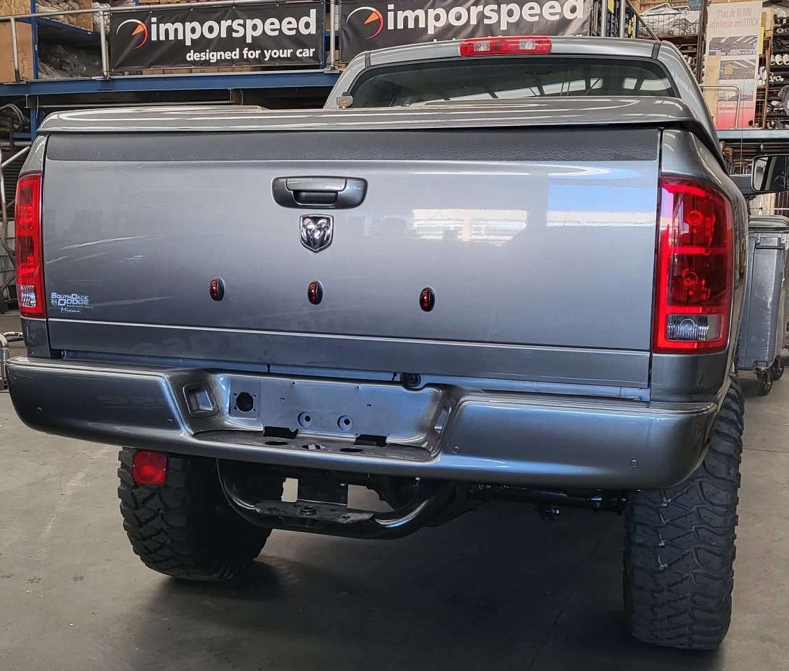 APLICAÇÃO DE LINHA COMPLETA, EM INOX, NUM DOGDE RAM